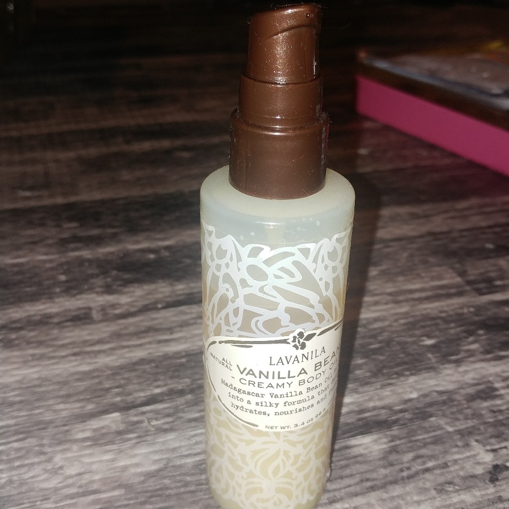 Lavanila creamy body oil Madagascar vanilla